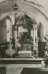 historické foto interiéru kostela