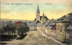 dobová pohlednice města s kostelem