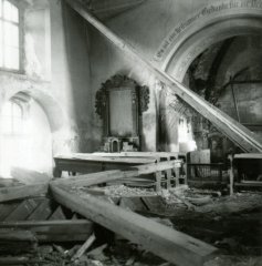 historické foto interiéru kostela