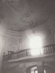historické foto interiéru kostela (kůr)