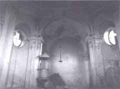historické foto interiéru kostela