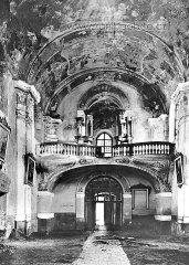 historické foto interiéru kostela