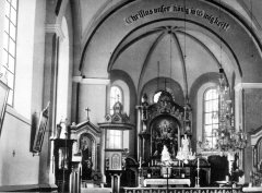 historické foto interiéru kostela