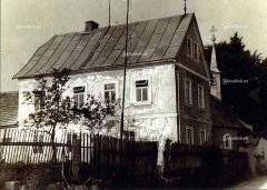 historické foto kaple (vpravo)