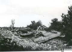 zbytky kostela po demolici