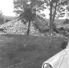 sutiny zbořeného kostela