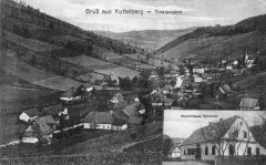 dobová pohlednice vsi s kostelem (vpravo v pozadí)