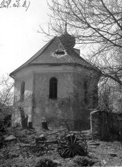 kostel před zbořením