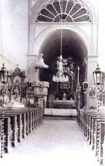 historické foto interiéru kostela