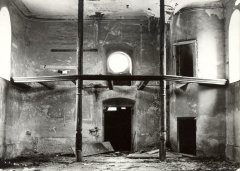 historické foto interiéru kostela - přední část
