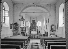 historické foto interiéru kostela (zadní část)