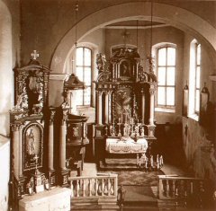 historické foto interiéru kostela