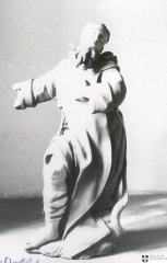 socha z kostela