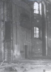 historické foto interiéru kostela
