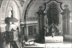 historické foto interiéru kostela