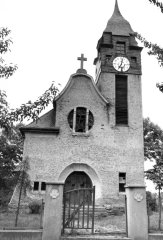 průčelí kostela