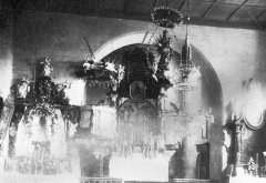 historické foto interiéru kostela 