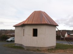 pohled zezadu zprava