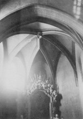 historické foto interiéru kostela - klenba