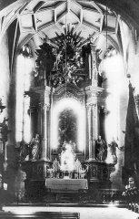 presbytář po barokizaci interiéru