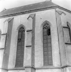 zachovaná část kostela po zřícení věže