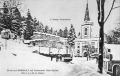 dobová pohlednice s námětem poutního areálu, ještě s původním kostelem