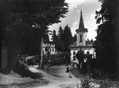 historické foto původního kostela