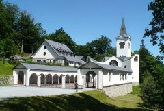 areál kostela