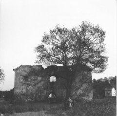 torzo kostela