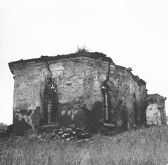 torzo kostela