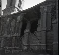 kostel krátce před demolicí