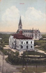 historická pohlednice s kostelem