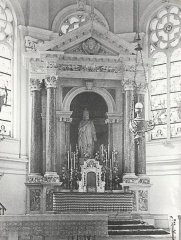 historické foto interiéru kostela - hlavní oltář