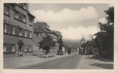 pohled na kostel sv. Anny z Chomutovské ulice