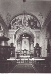 historické foto interiéru kostela (zadní část)