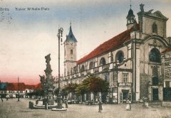 dobová pohlednice s motivem kostela