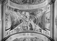 detail výzdoby kostela (nástropní freska)