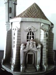 keramický model kostela