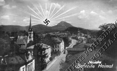 dobová pohlednice města s kostelem