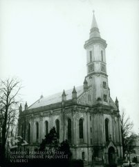 pohled zepředu zleva
