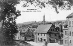 dobová pohlednice města s kostelem