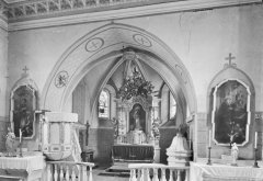 historické foto interiéru kostela - zadní část
