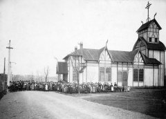 historické foto předchozího provizorního kostela