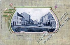 dobová pohlednice města s původním kostelem