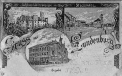 dobová pohlednice města s původním kostelem (vpravo nahoře)