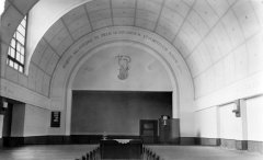 historické foto interiéru kostela - zadní část