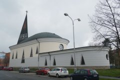 pohled zezadu zprava