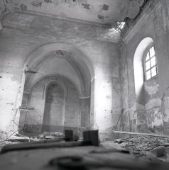historické foto interiéru kostela