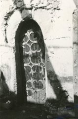 zbytky původního kostela po požáru - interiér