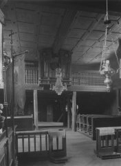 historické foto interiéru původního kostela
